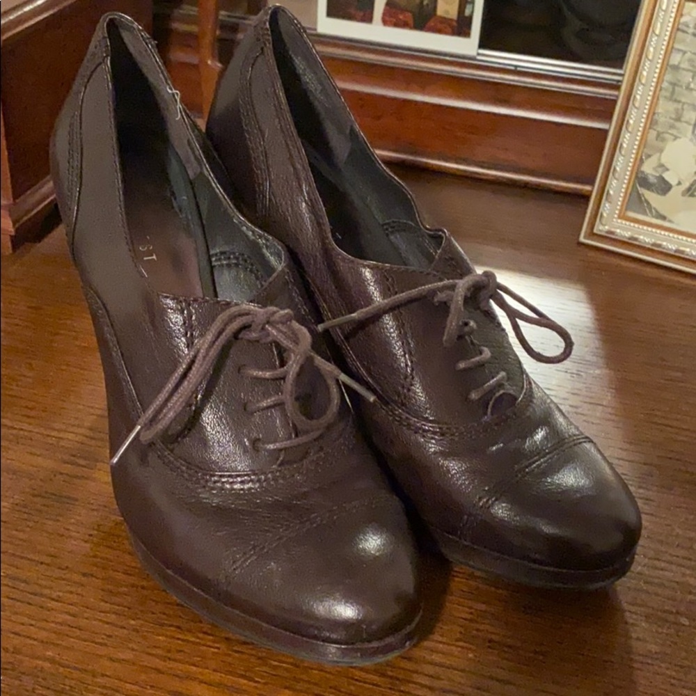 Nine W. Ankle boots-shoe